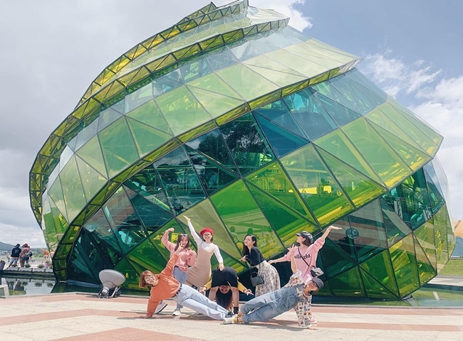 Địa điểm du lịch Đà Lạt - Quảng Trường Lâm Viên